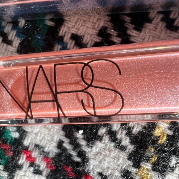 Nars Andy Warhol “Candy Says”larger than life lipgloss - Picture 6 of 8